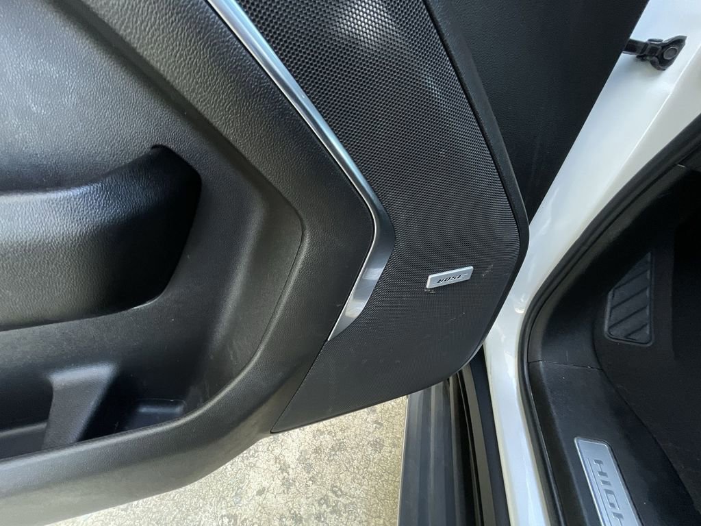 Certified 2024 Chevrolet Tahoe High Country w/ Advanced Technology Package image 24