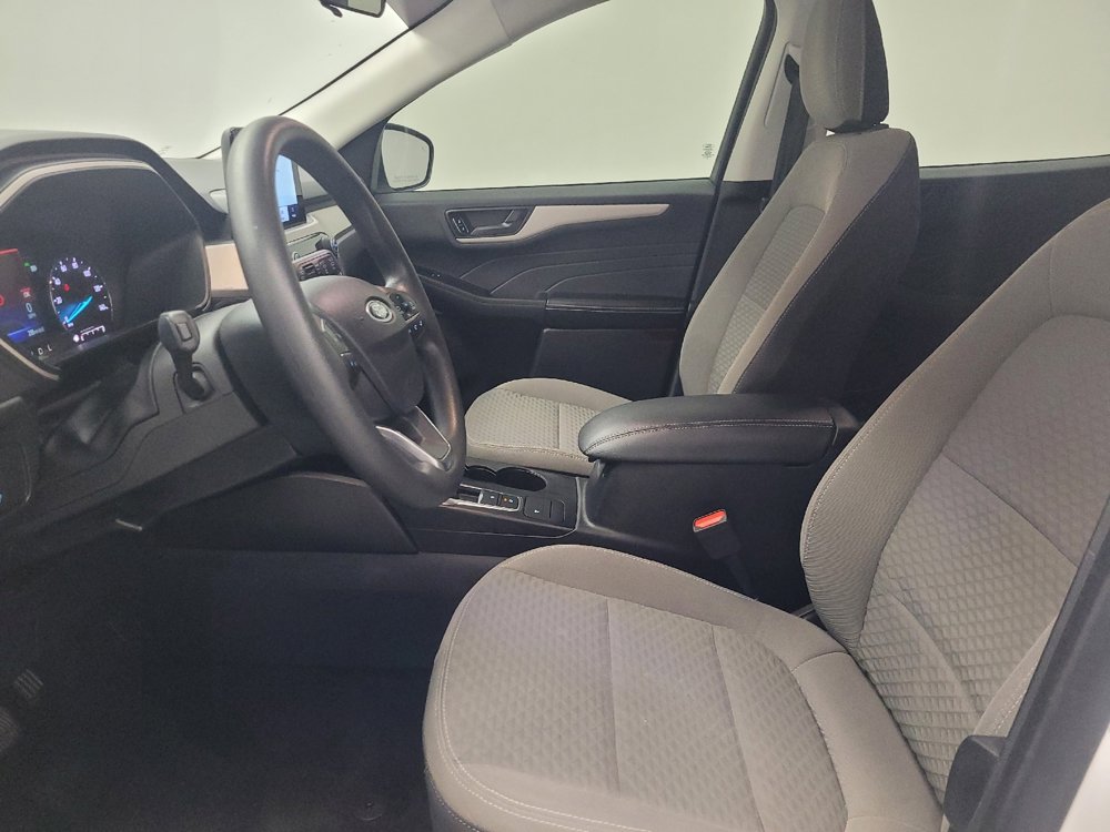 Used 2022 Ford Escape SE FWD image 17