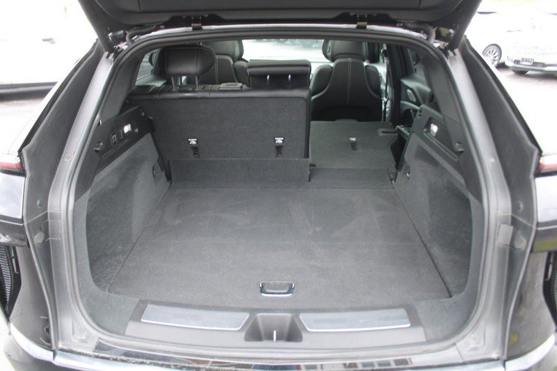 Used 2023 Cadillac Lyriq 2WD image 6