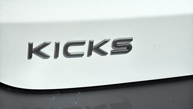 New 2026 Nissan Kicks SR w/ Cold Weather Package image 28