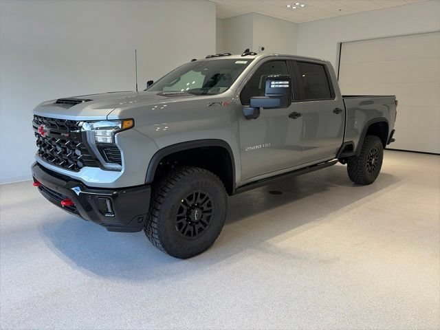 New 2026 Chevrolet Silverado 2500 ZR2 AWD/4WD image 3