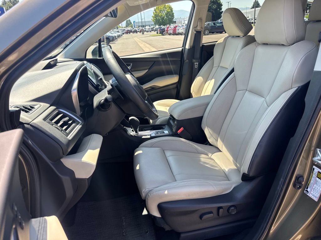 Used 2023 Subaru Ascent Limited w/ Technology Package AWD/4WD image 10