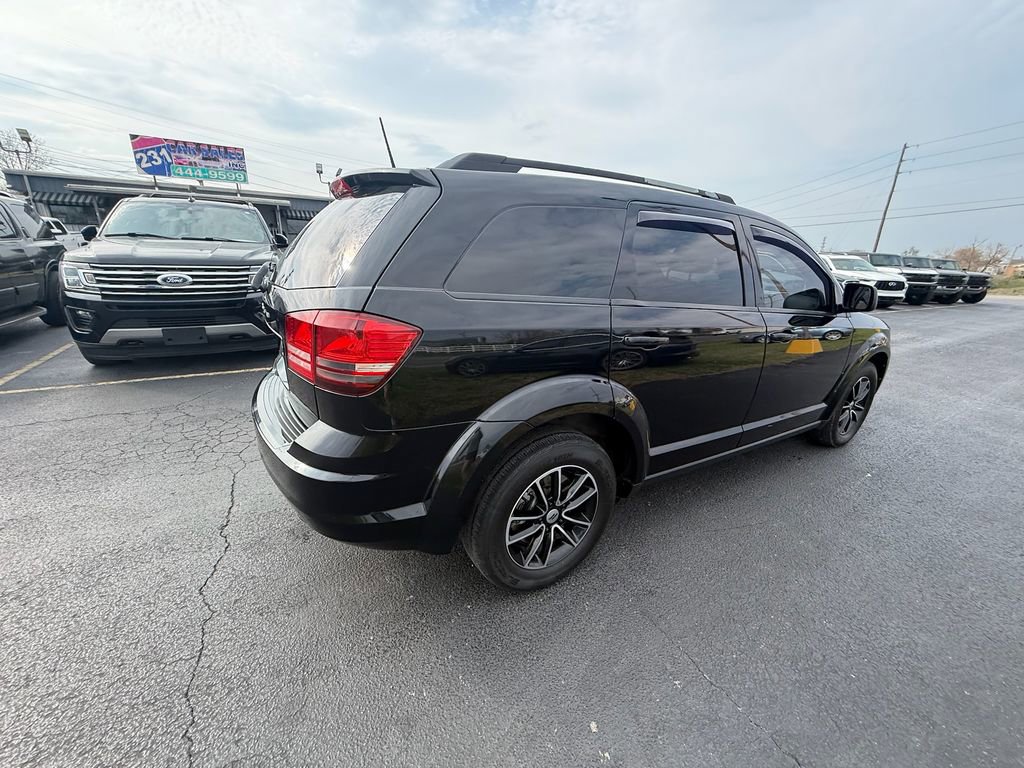 Used 2018 Dodge Journey SE w/ Popular Equipment Group image 3