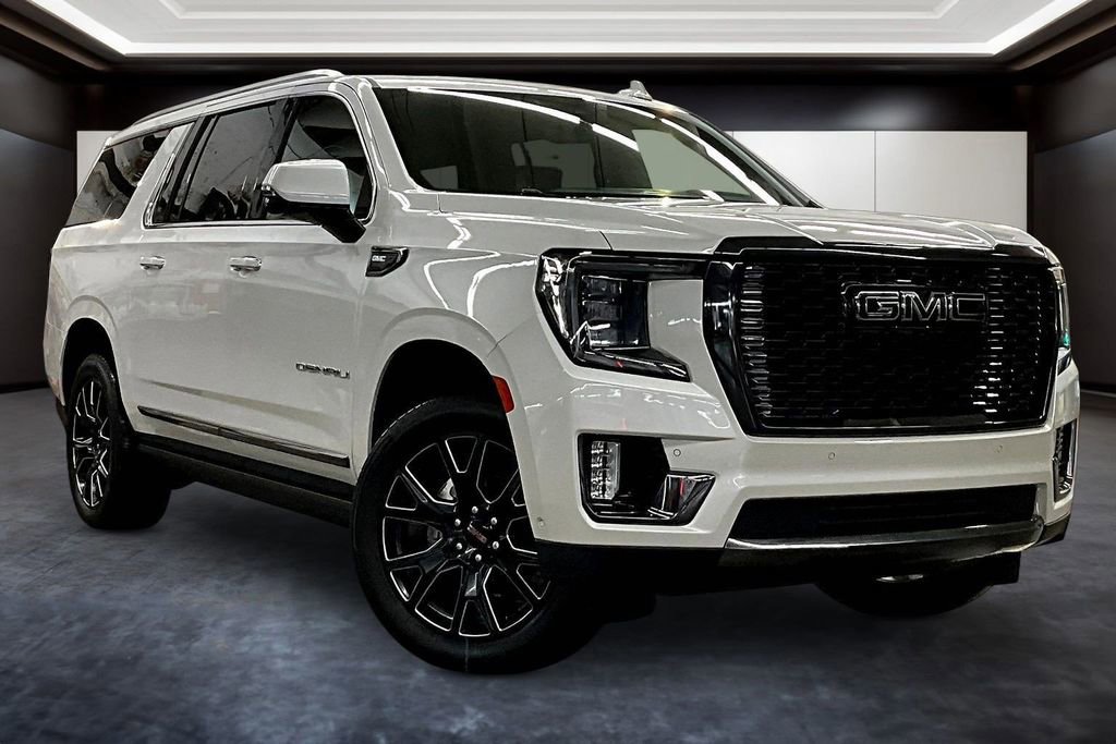 Used 2024 GMC Yukon XL Denali Ultimate AWD/4WD image 1