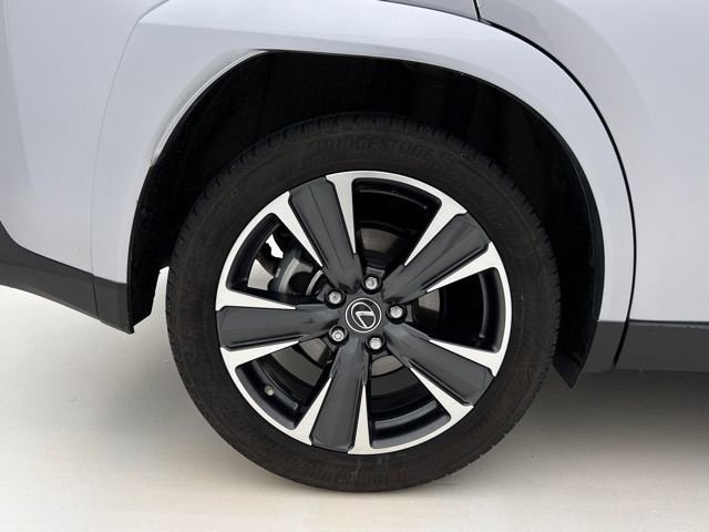 Used 2023 Lexus UX 250h AWD w/ Accessory Package (Z1) image 29