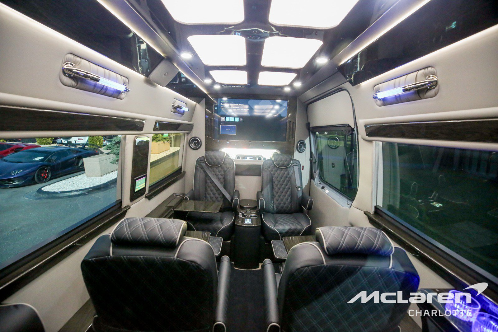 Used 2023 Mercedes-Benz Sprinter 3500 image 18