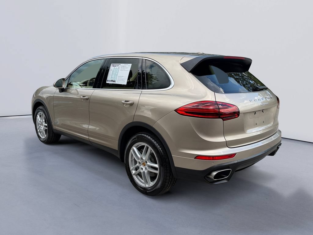 Used 2016 Porsche Cayenne AWD/4WD image 5