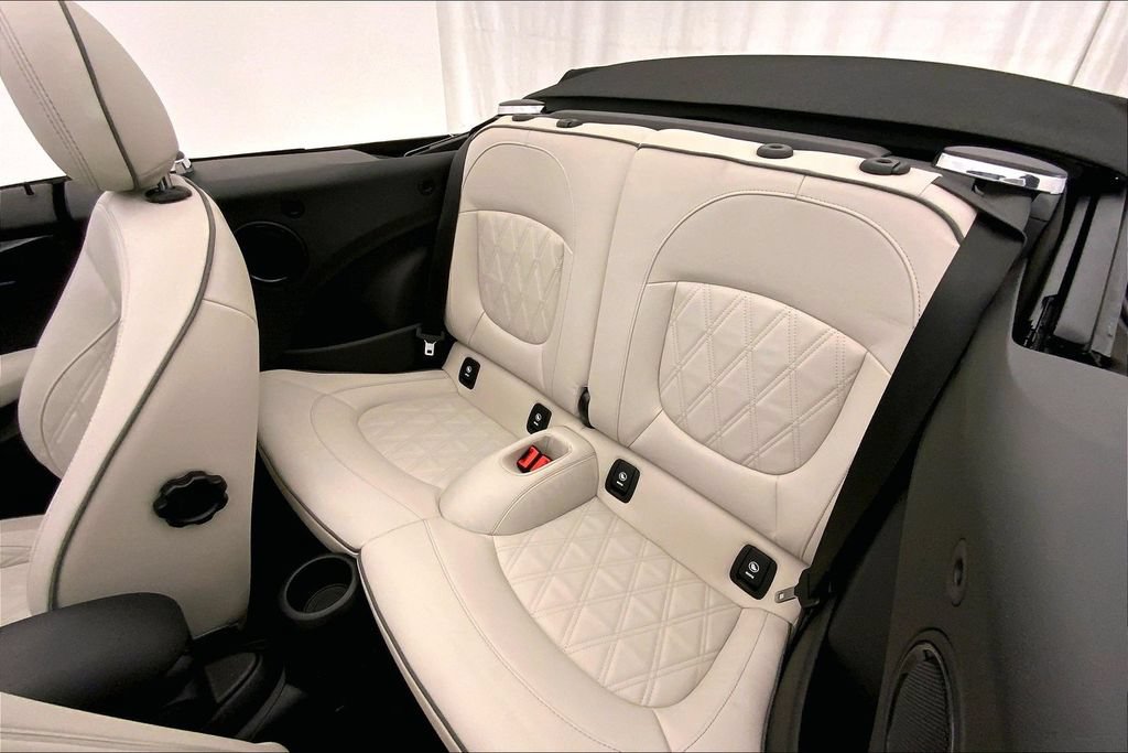 Certified 2023 MINI Cooper S w/ Signature Upholstery Package FWD image 14