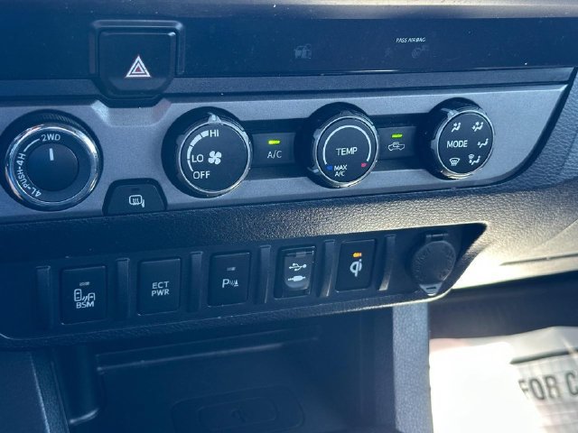 Used 2019 Toyota Tacoma TRD Sport w/ Technology Package AWD/4WD image 22