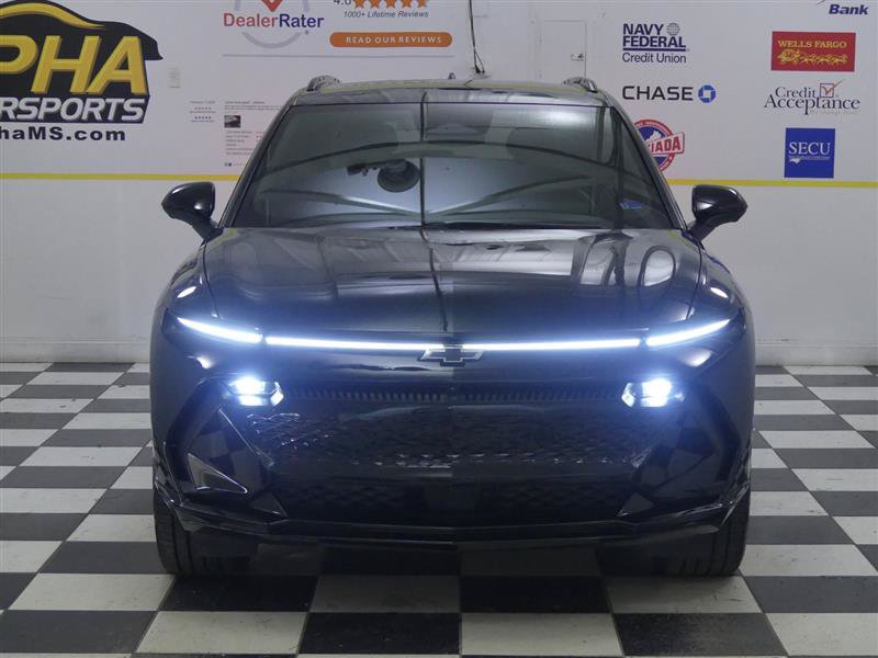 Used 2024 Chevrolet Equinox EV RS AWD/4WD image 2