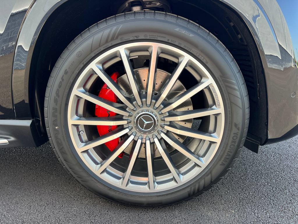New 2026 Mercedes-Benz GLS 63 AMG 4MATIC image 35