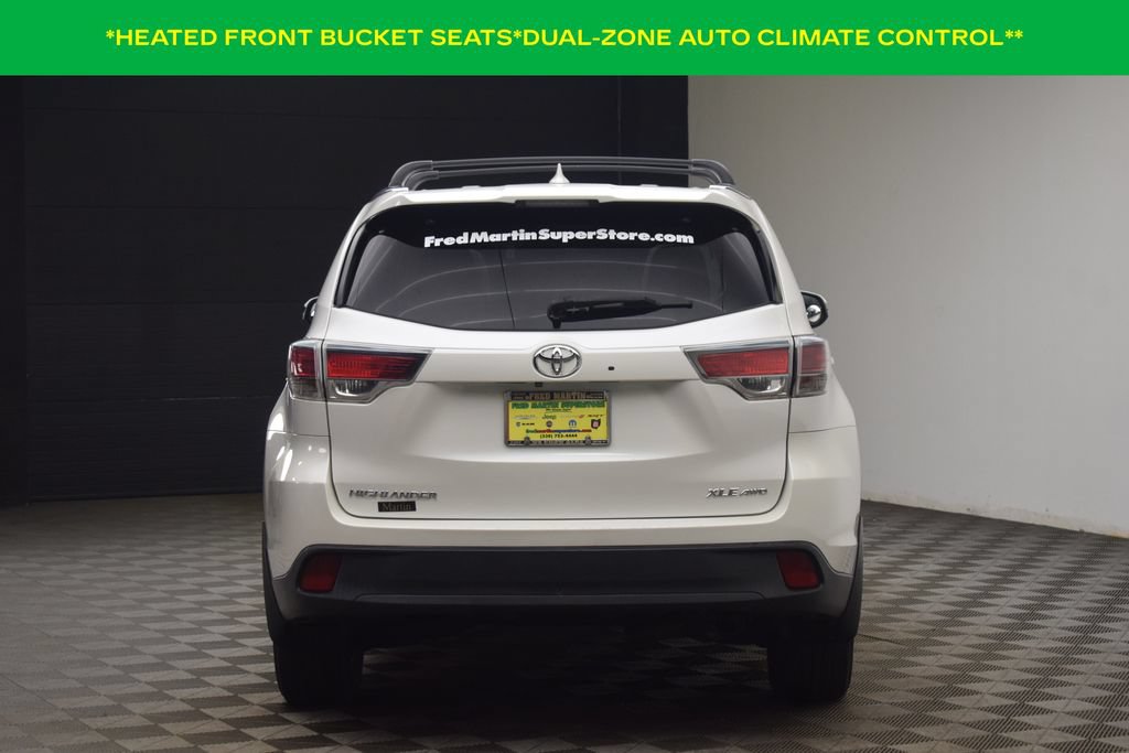 Used 2015 Toyota Highlander XLE AWD/4WD image 9