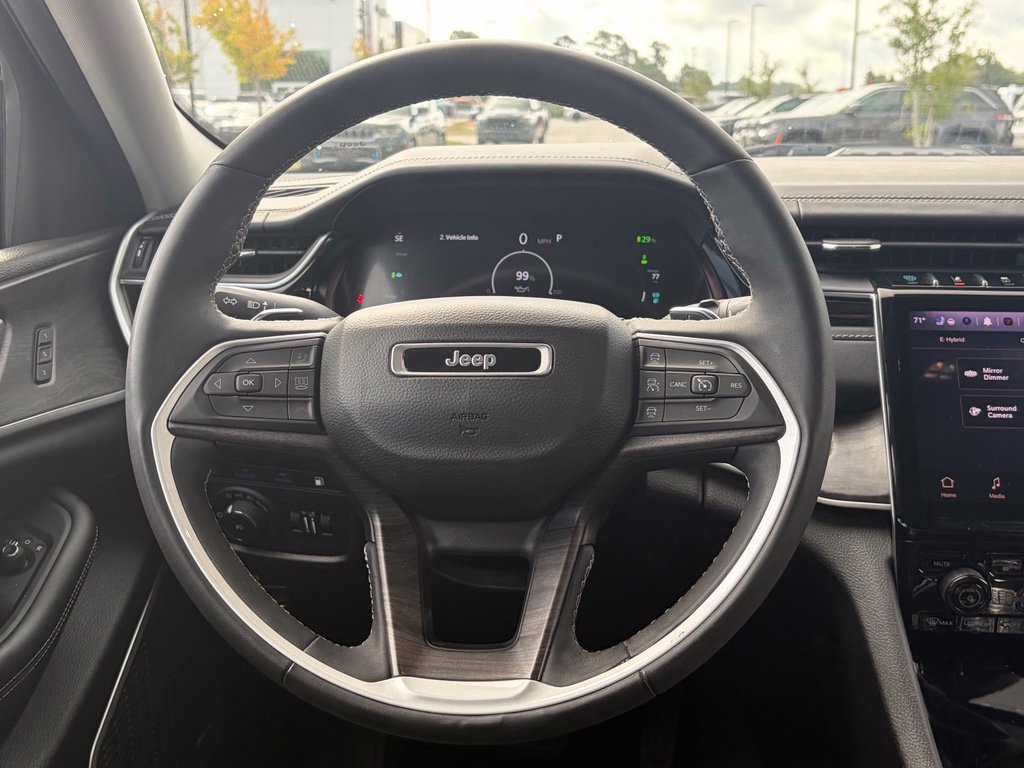 Used 2022 Jeep Grand Cherokee Limited 4xe w/ Luxury Tech Group II AWD/4WD image 24