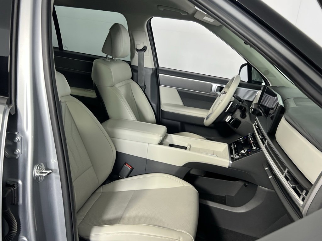 Used 2024 Hyundai Santa Fe SEL image 34