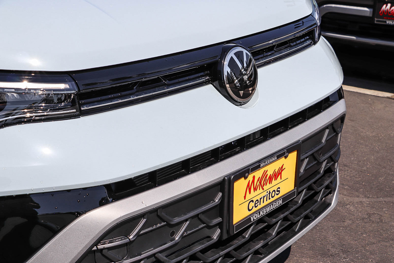 New 2026 Volkswagen Taos SE FWD image 5