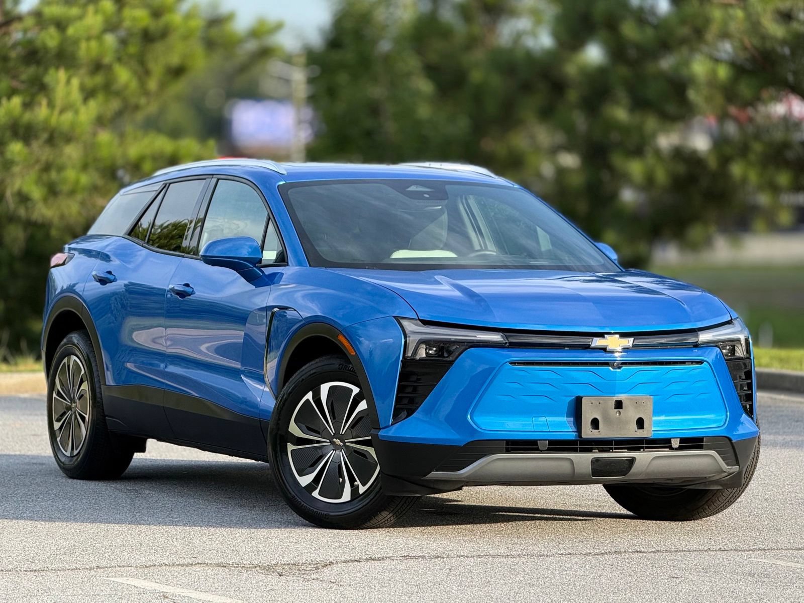 Used 2024 Chevrolet Blazer EV LT AWD/4WD image 13