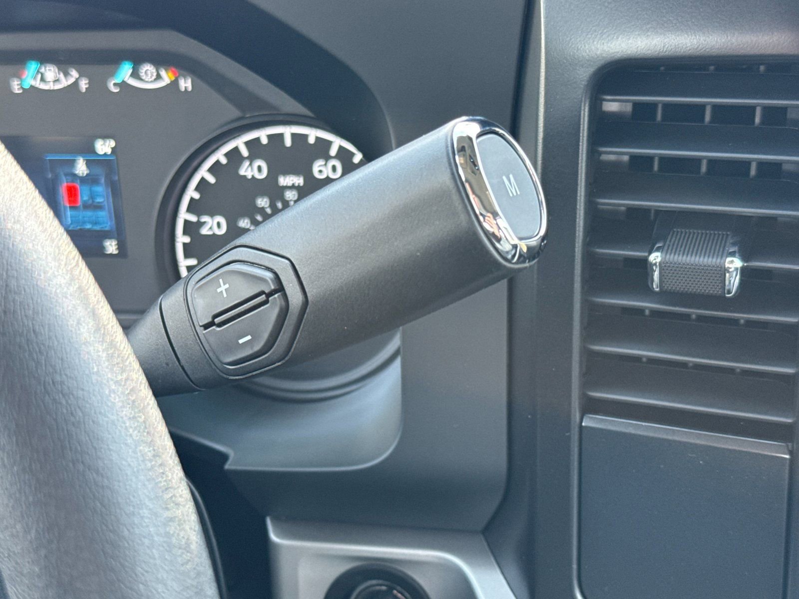 New 2026 Ford F250 XL w/ XL Chrome Package image 20