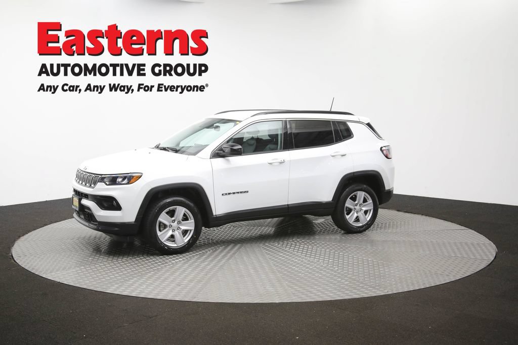 Used 2022 Jeep Compass Latitude w/ Convenience Group AWD/4WD image 57