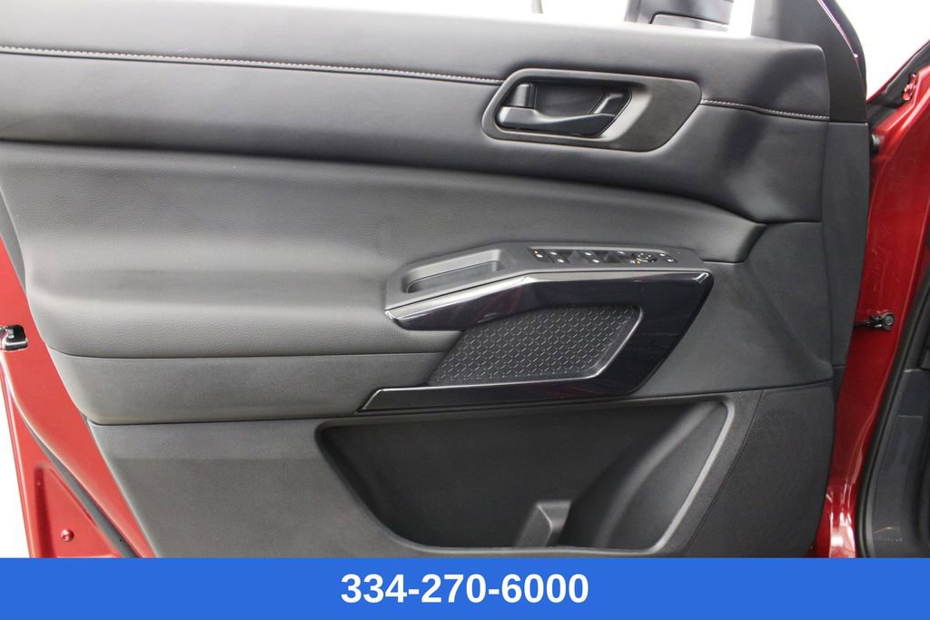 New 2026 Nissan Pathfinder SV image 14