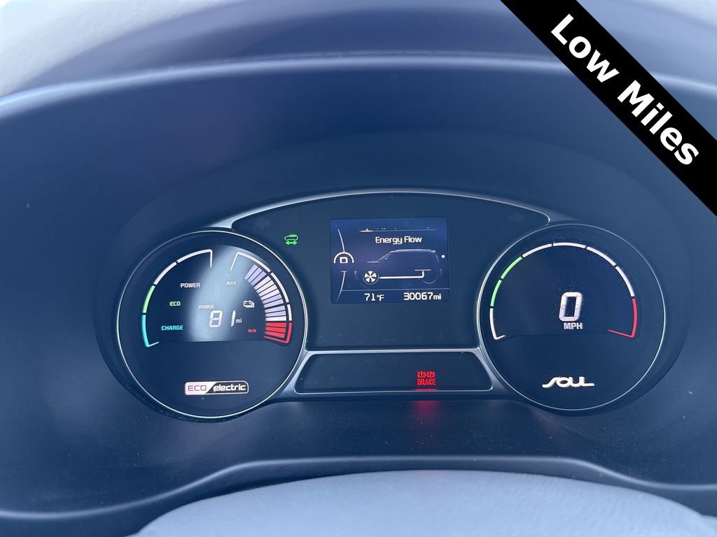 Used 2017 Kia Soul EV + w/ Sun & Fun Package image 18