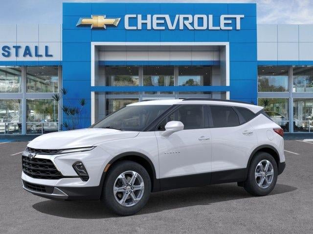 New 2026 Chevrolet Blazer LT w/ Convenience Package FWD image 2