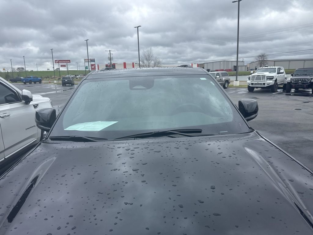 Used 2024 Jeep Grand Cherokee Altitude image 7