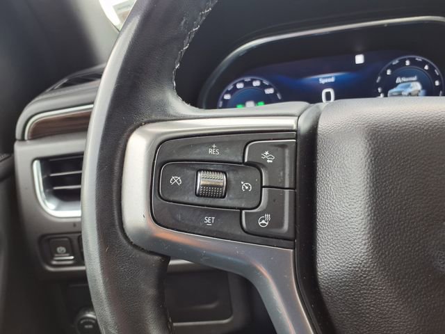 Used 2023 Chevrolet Suburban LT w/ Luxury Package RWD image 26