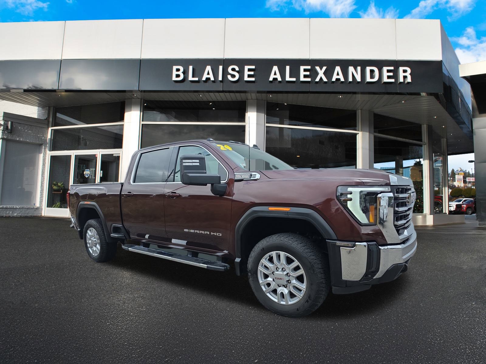 Used 2024 GMC Sierra 2500 SLE w/ SLE Convenience Package