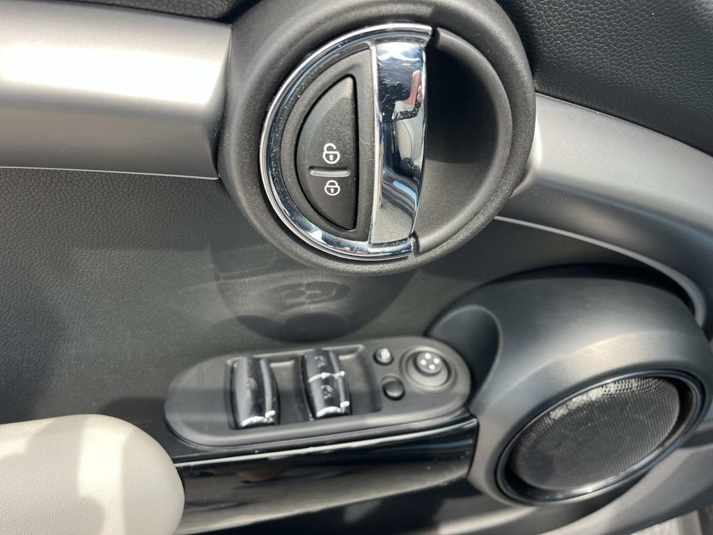 Used 2024 MINI Cooper S FWD image 19