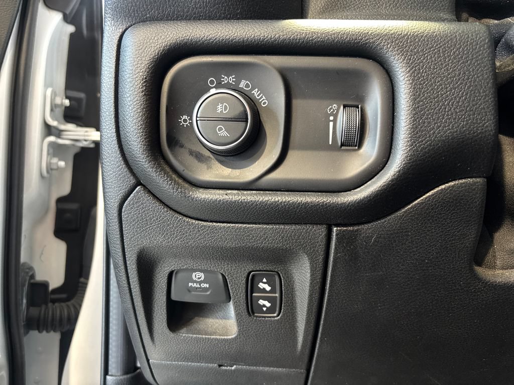 Used 2020 RAM 1500 Lone Star RWD image 22