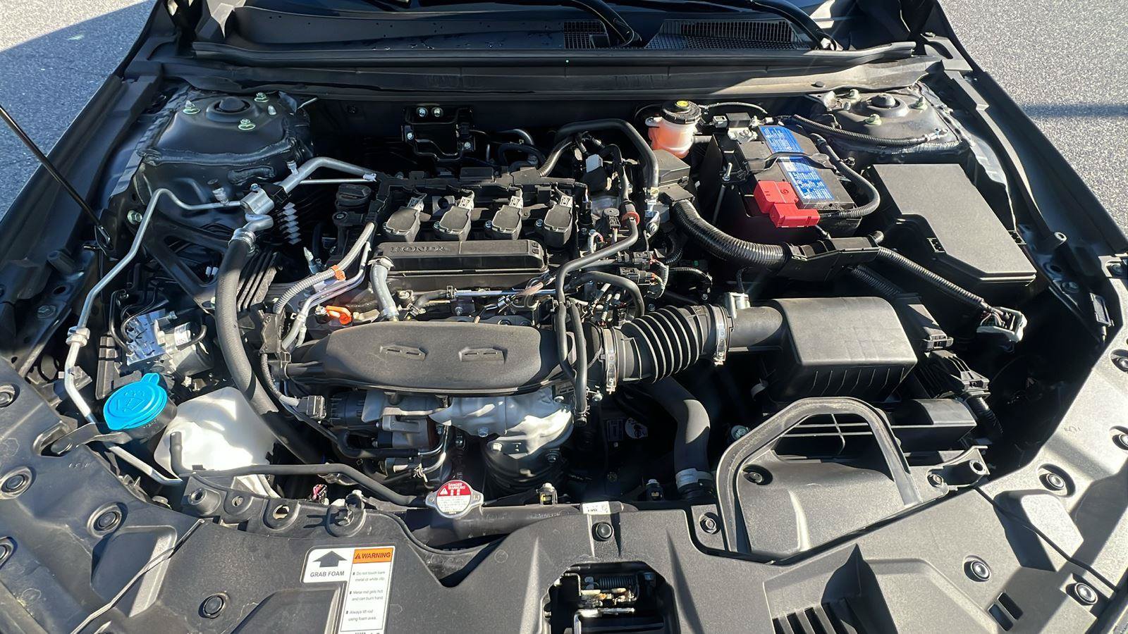 Used 2025 Honda Accord SE image 10