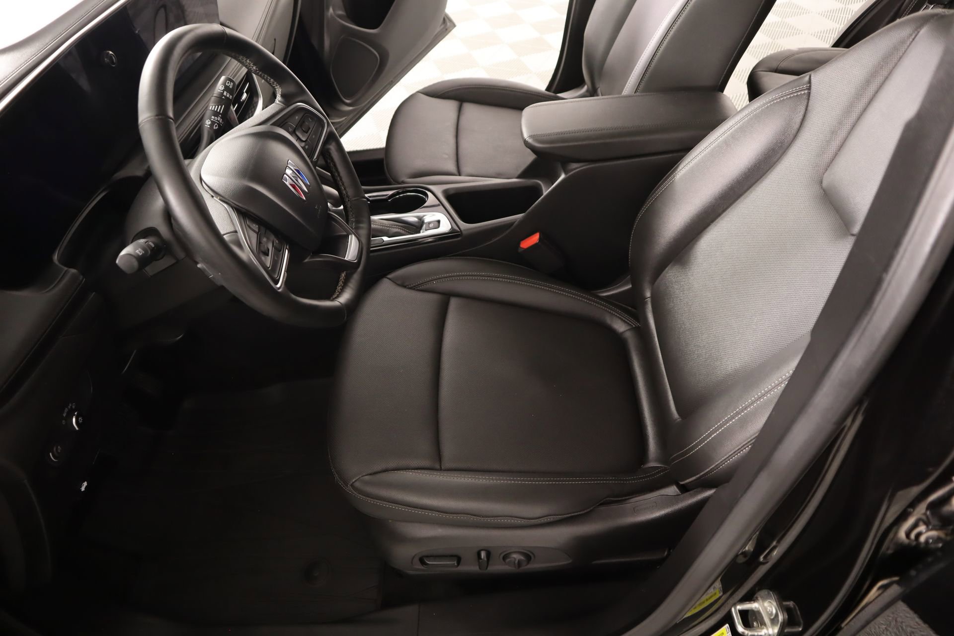 Used 2024 Buick Encore GX Sport Touring w/ Experience Buick Package image 11