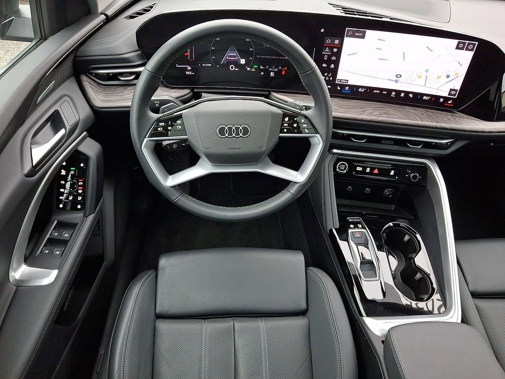 Used 2025 Audi Q5 Premium Plus w/ Premium Plus image 12