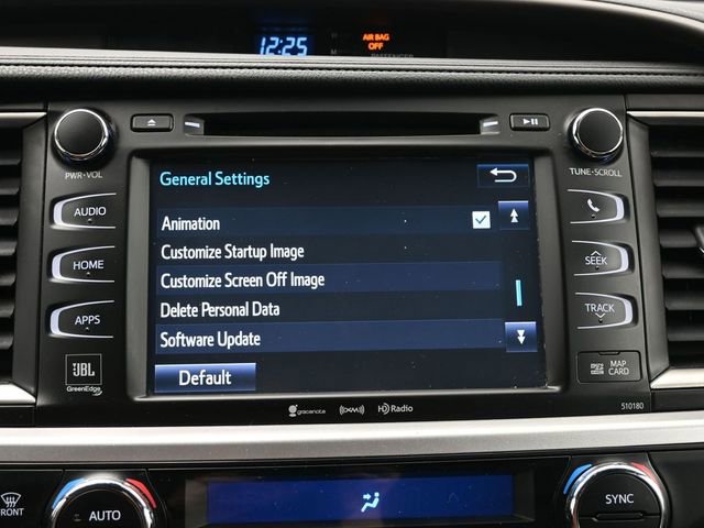 Used 2017 Toyota Highlander Limited AWD/4WD image 18