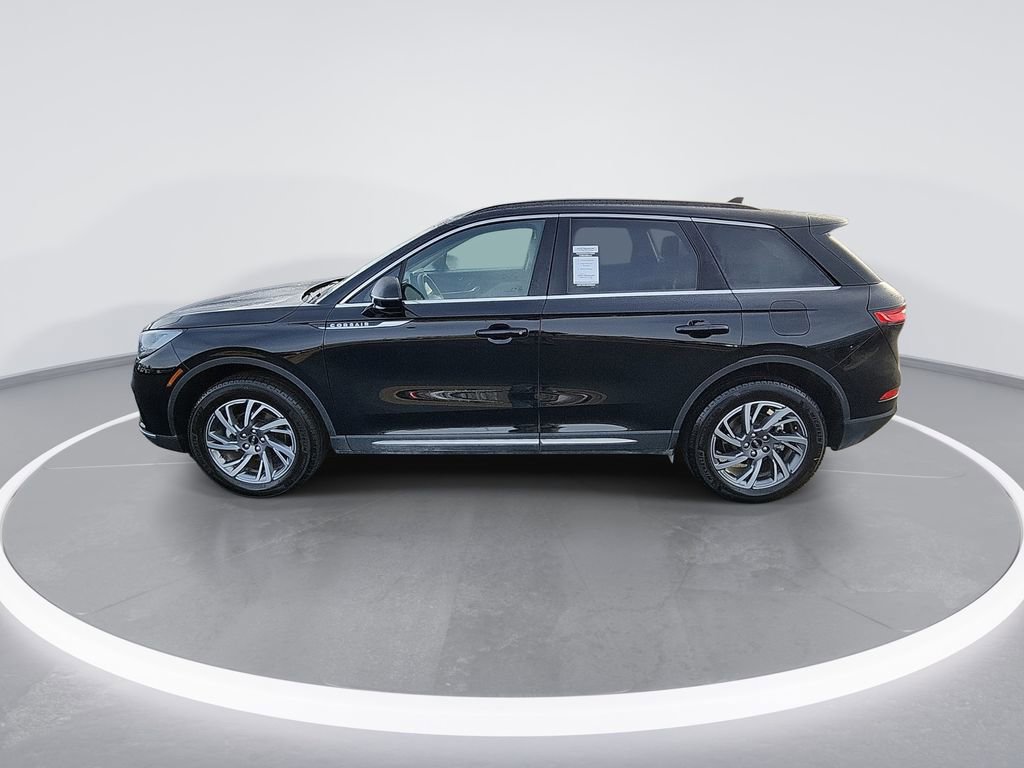 Used 2025 Lincoln Corsair FWD w/ Equipment Group 101A image 5