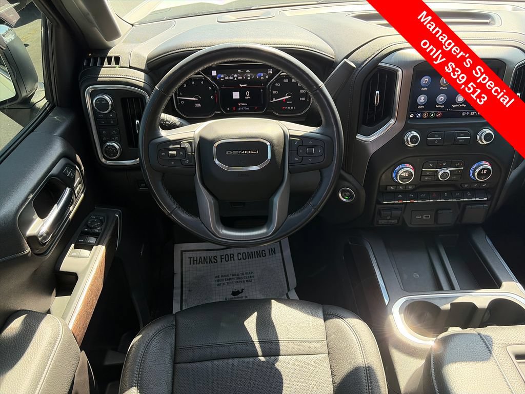 Used 2022 GMC Sierra 1500 Denali w/ Driver Alert Package II AWD/4WD image 11