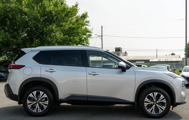Used 2021 Nissan Rogue SV w/ Premium Package AWD/4WD image 5