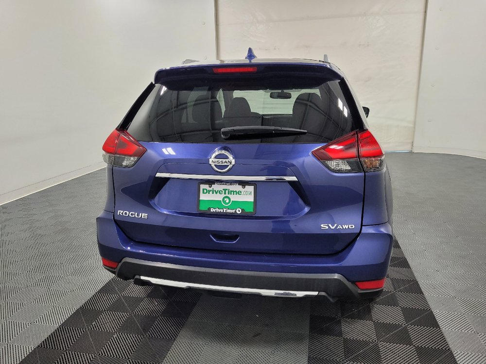 Used 2017 Nissan Rogue SV w/ Sun & Sound Touring Package AWD/4WD image 7