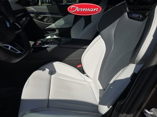 Used 2026 BMW M5 w/ Carbon Package image 11