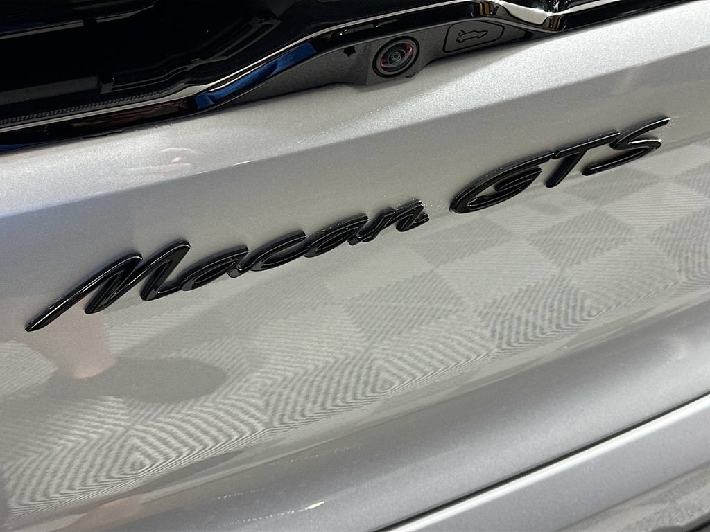 New 2026 Porsche Macan GTS Electric AWD/4WD image 34