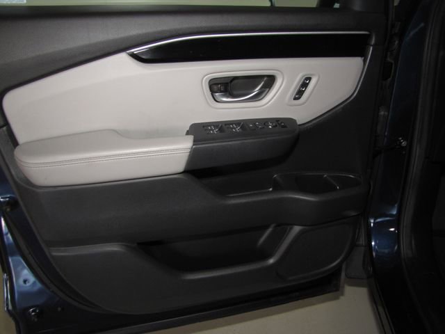 Certified 2025 Honda Pilot EX-L image 16