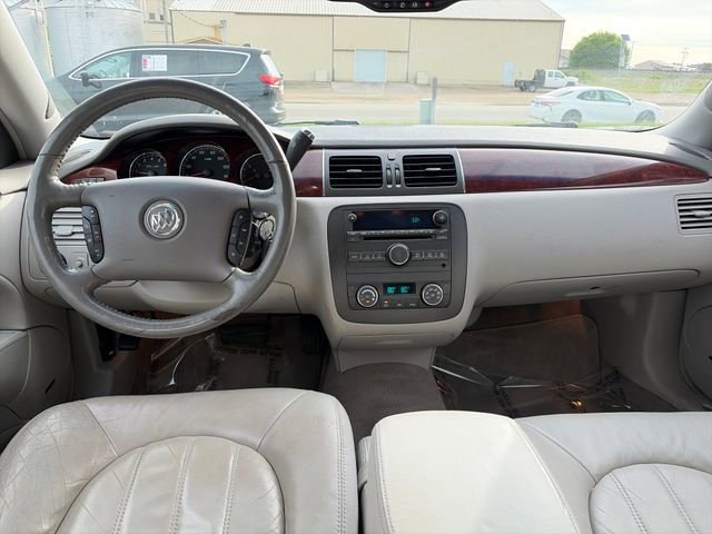 Used 2007 Buick Lucerne CXL FWD image 32