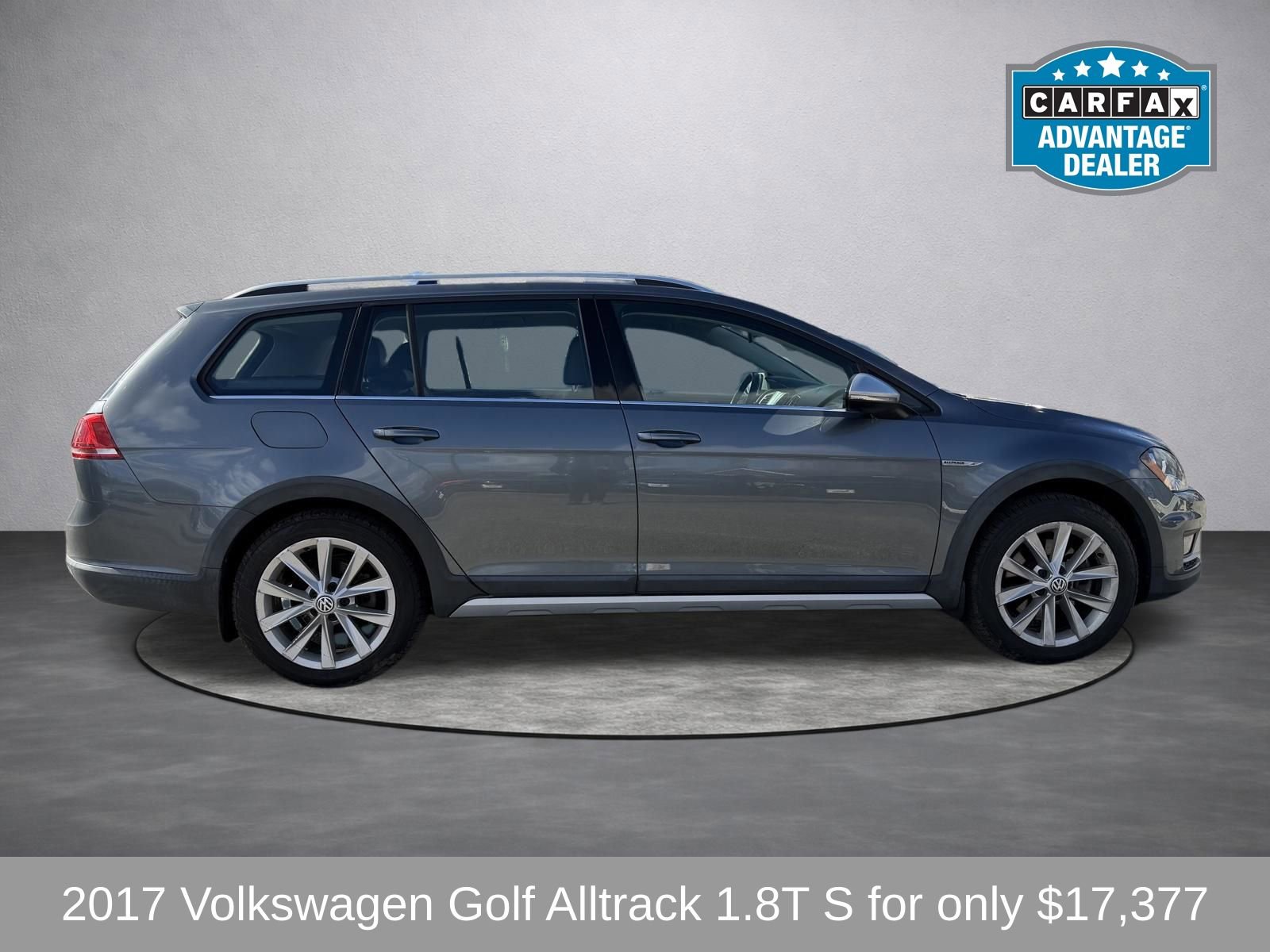 Used 2017 Volkswagen Golf Alltrack S image 2