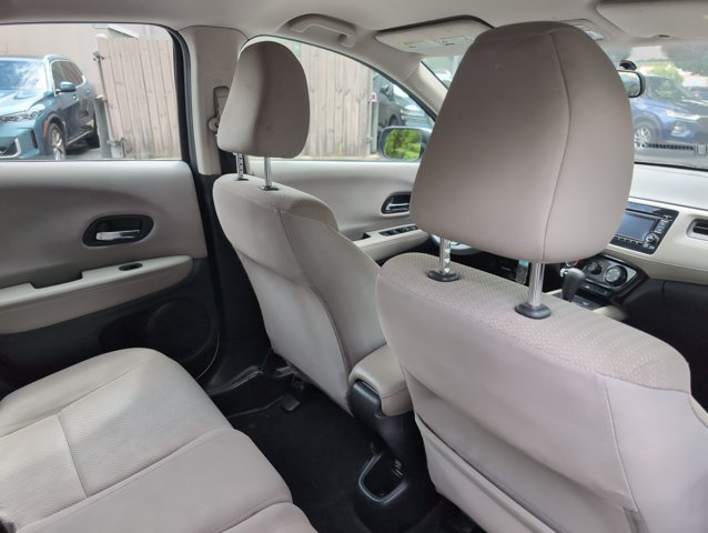 Used 2017 Honda HR-V LX image 21