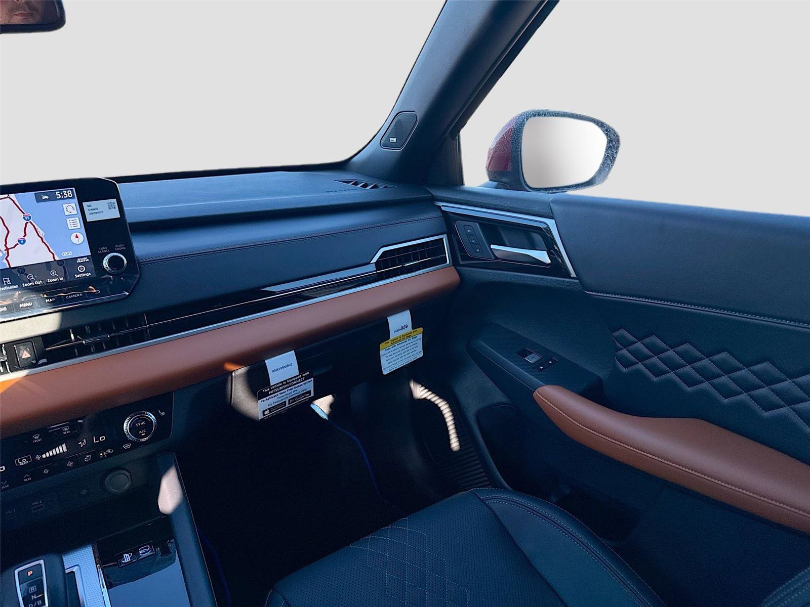 New 2025 Mitsubishi Outlander SEL image 24
