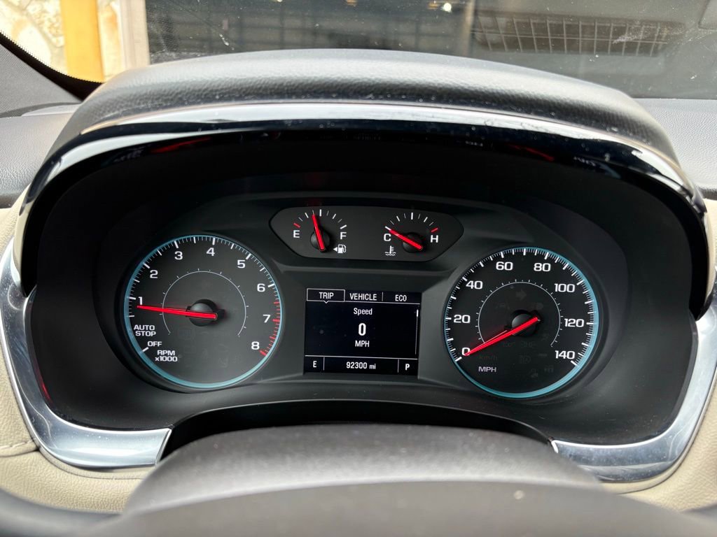 Used 2023 Chevrolet Traverse LS image 26