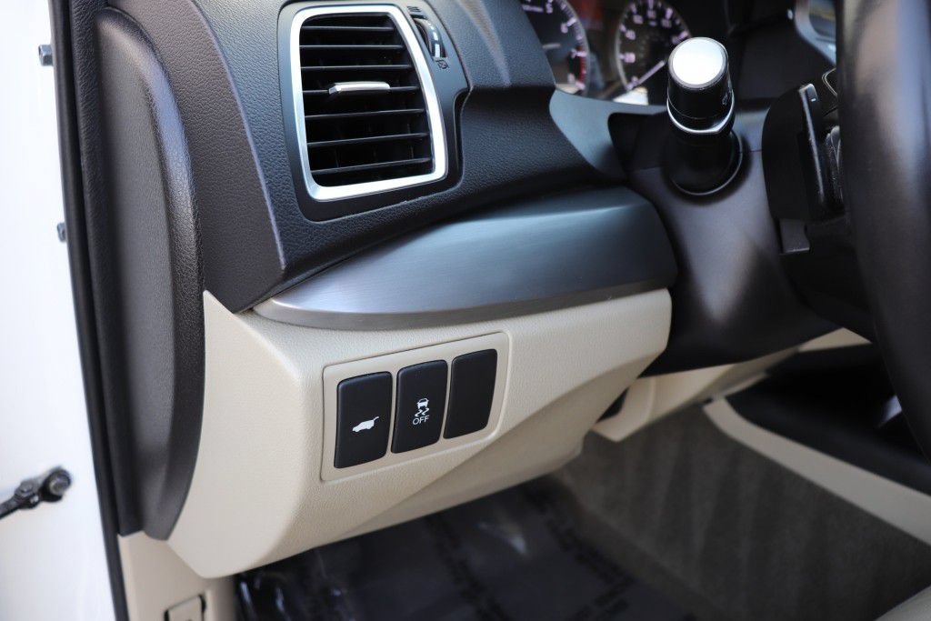 Used 2016 Acura RDX w/ Technology Package FWD image 39