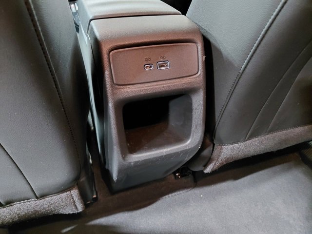 Used 2025 Chevrolet Trax LT image 31