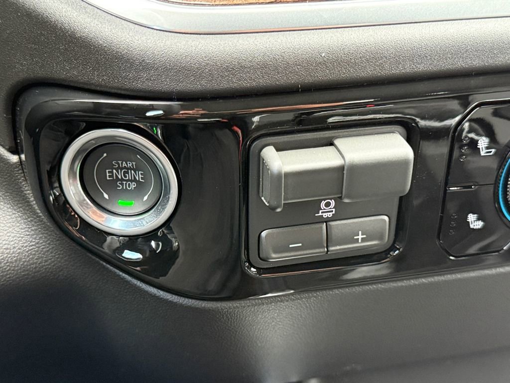 New 2026 Chevrolet Silverado 1500 RST w/ Safety Package AWD/4WD image 20