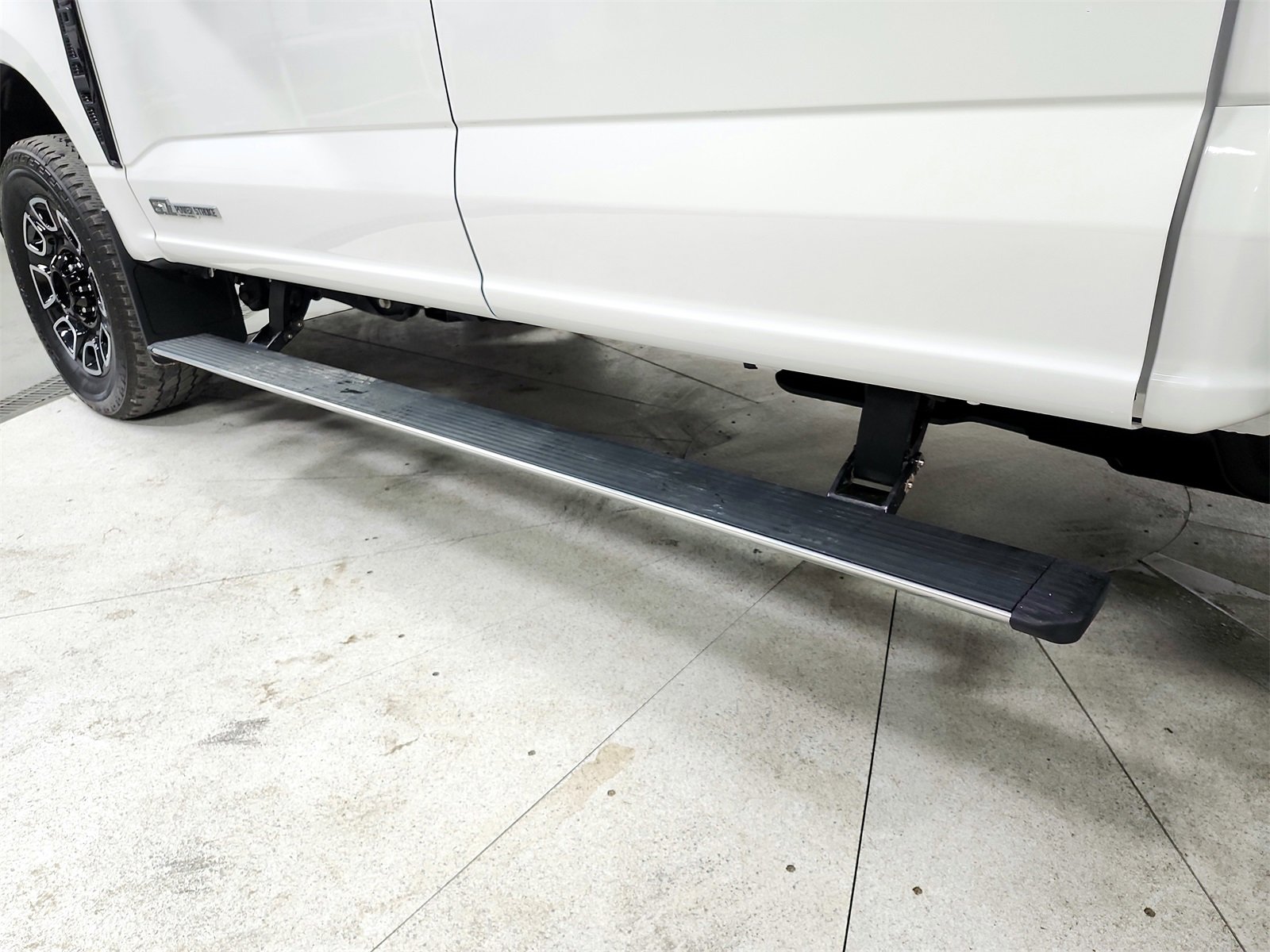 Used 2025 Ford F250 Platinum image 47